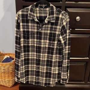Quince sweater fleece Black and Cream Plaid wonen's button up Shirt worn 2 x